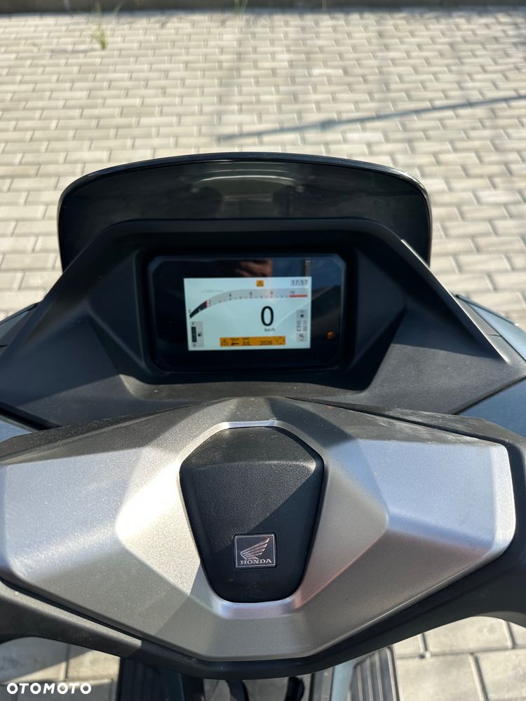 Honda PCX - 9