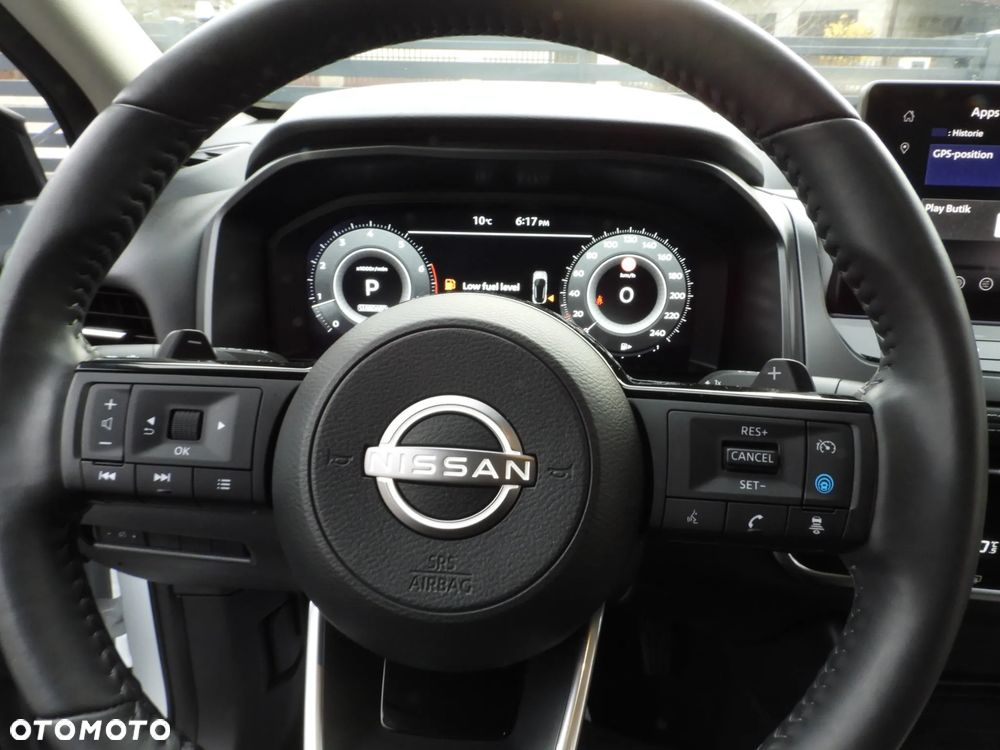 Nissan Qashqai 1.3 DIG-T N-Connecta DCT - 36