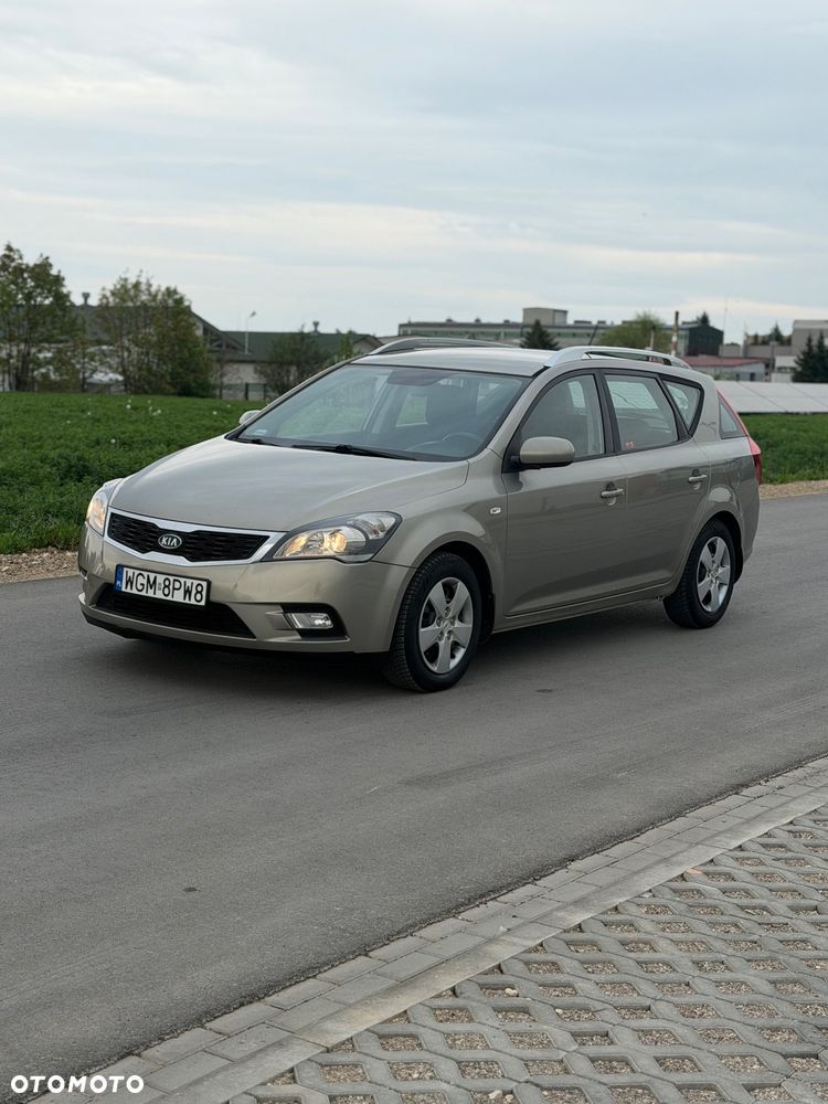 Kia Ceed 1.6 Crdi Comfort - 2