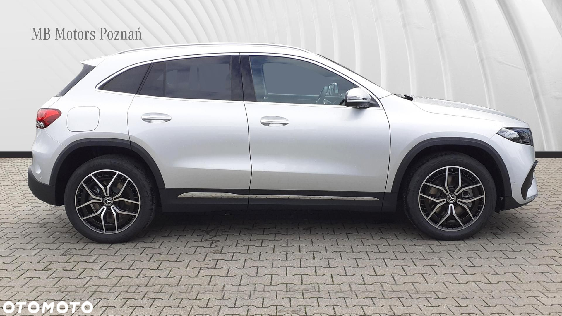 Mercedes-Benz EQA - 7