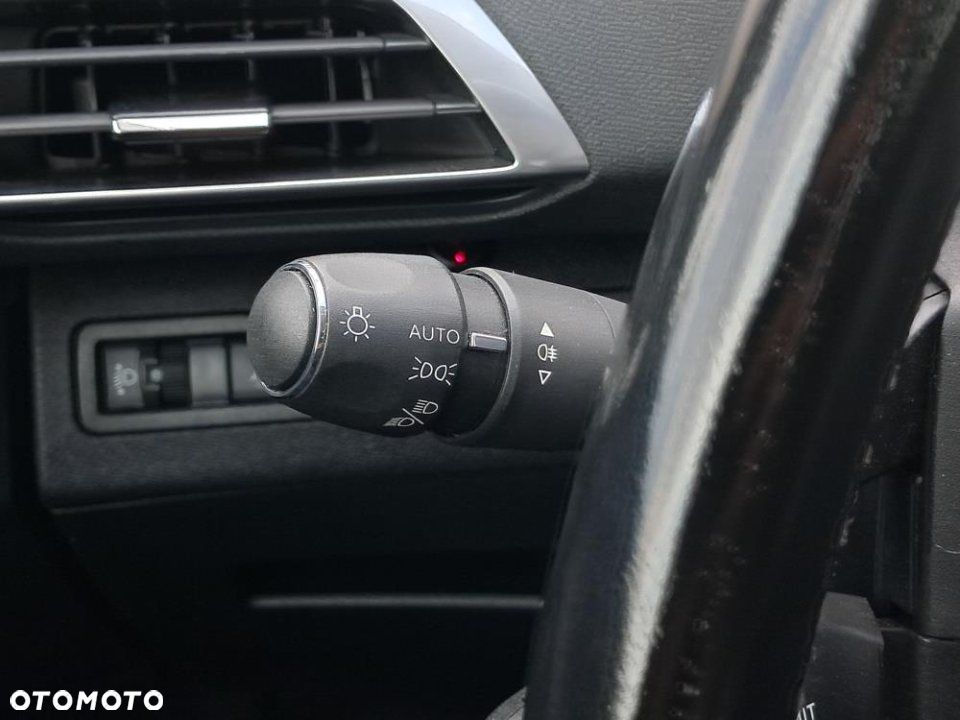 Peugeot 3008 - 24