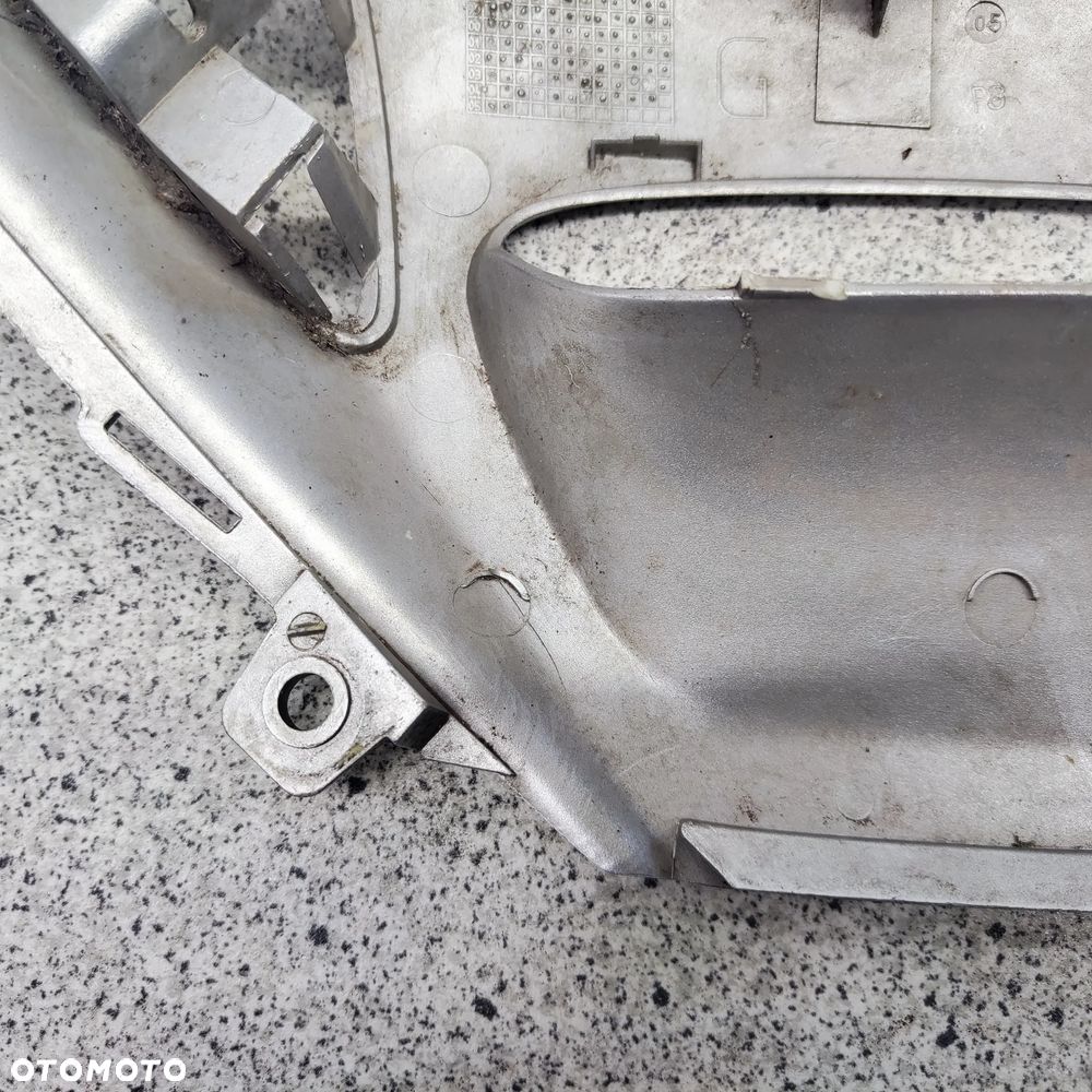 Owiewka, osłona, bok, boczek Peugeot Speedfight 2 - 12