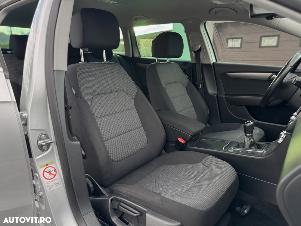 Volkswagen Passat Variant 2.0 TDI DPF Comfortline - 13