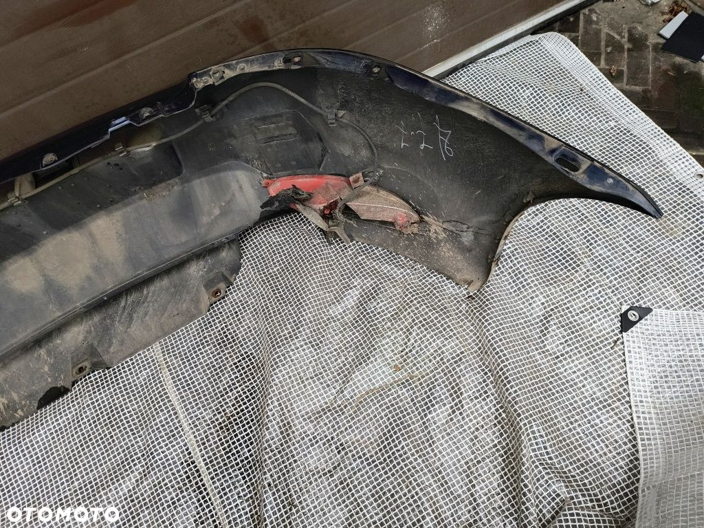 Zderzak tył Alfa Romeo GT kod 245 wysyłka lampy tył kompletny - 6