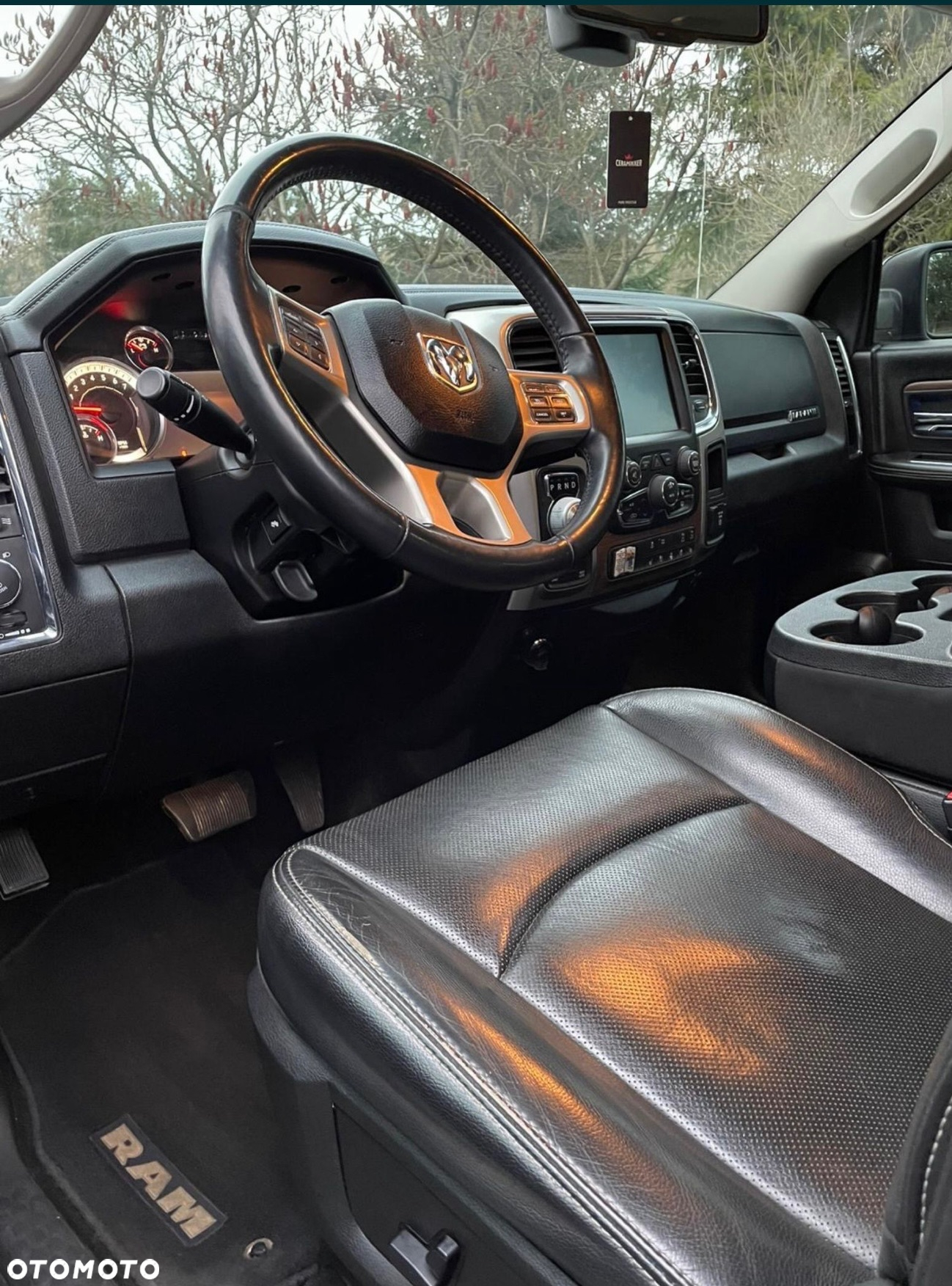 Dodge RAM 1500 5.7 4x4 - 3