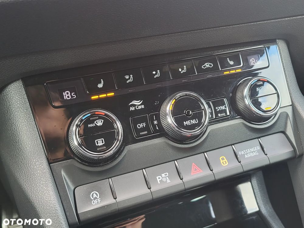 Skoda Karoq 1.5 TSI ACT 4x2 Sportline DSG - 10