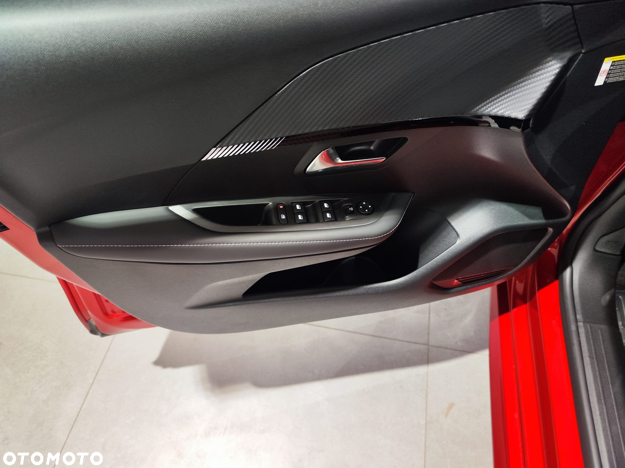 Peugeot 208 1.2 PureTech Allure S&S - 15