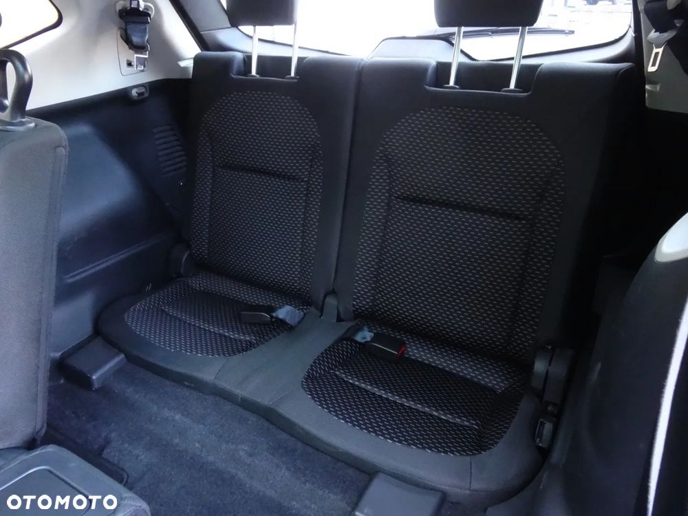 Nissan Qashqai+2 2.0 Tekna - 27