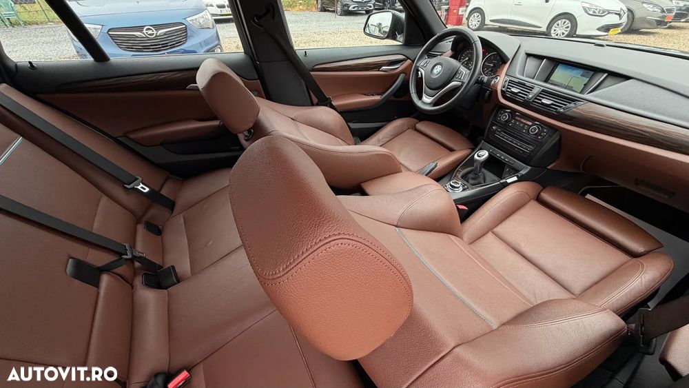BMW X1 xDrive18d xLine - 11