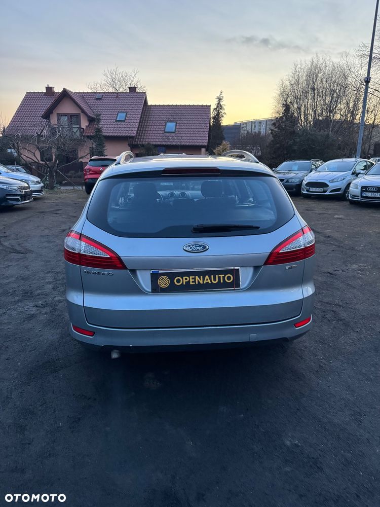 Ford Mondeo 2.0 TDCi Ghia - 5