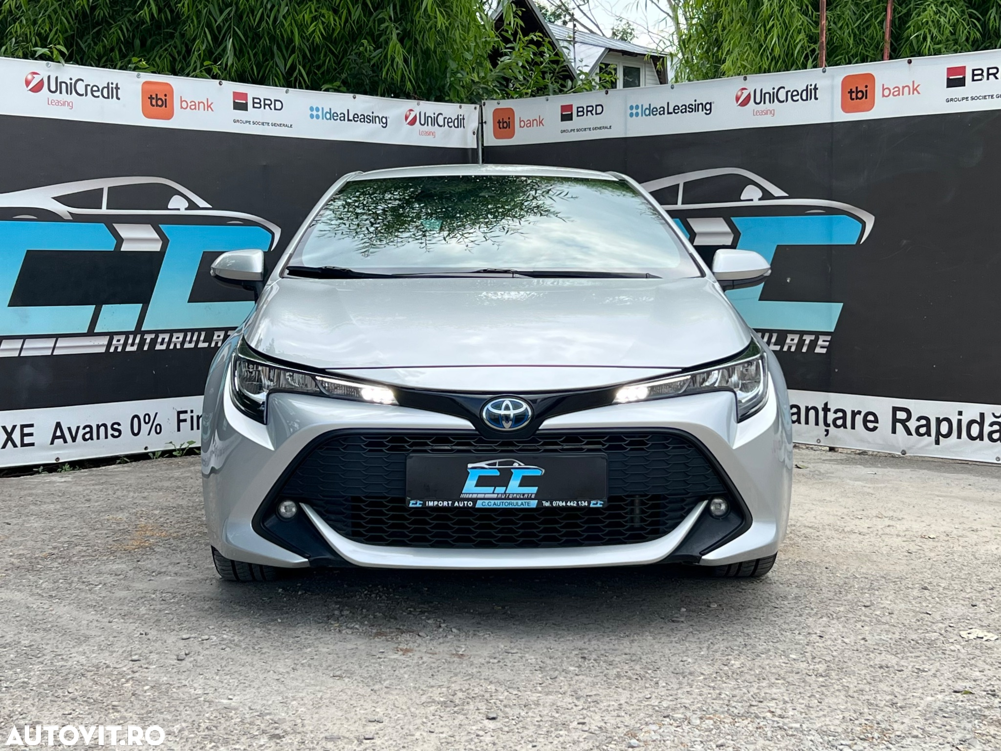 Toyota Corolla 1.8 Hybrid Touring Sports Comfort - 2
