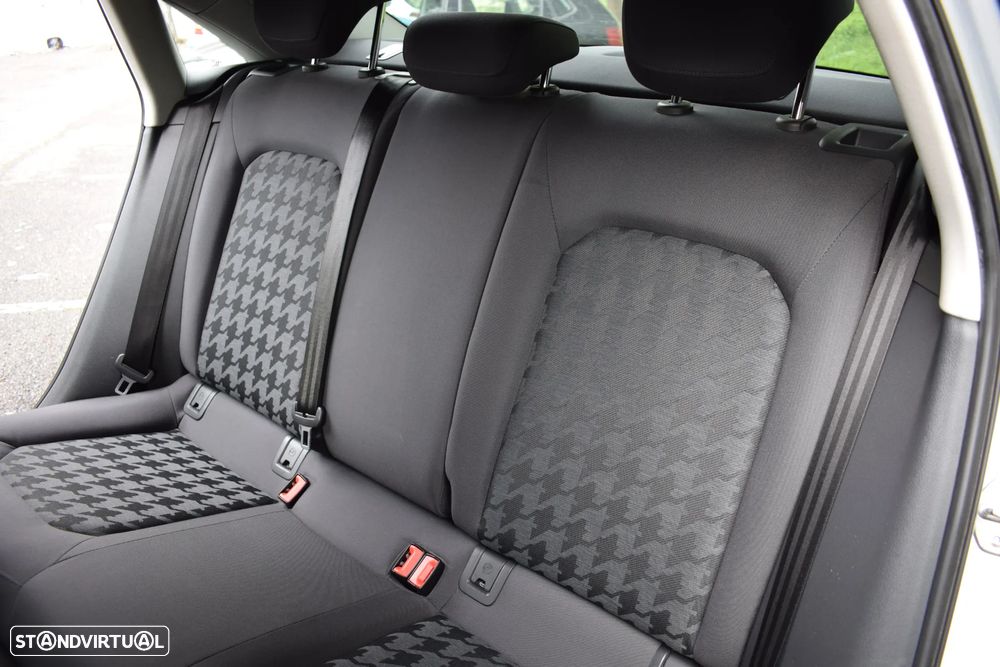Audi A3 Limousine 1.6 TDI S-line - 41