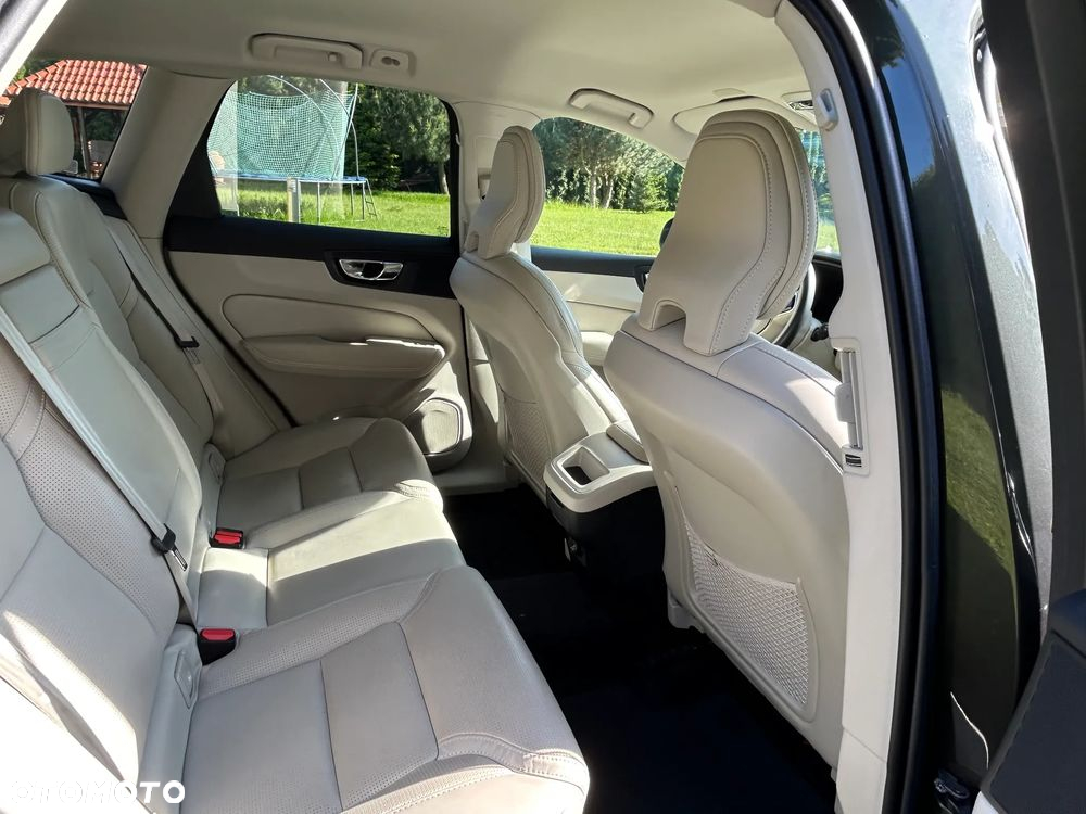 Volvo XC 60 D4 Inscription - 26