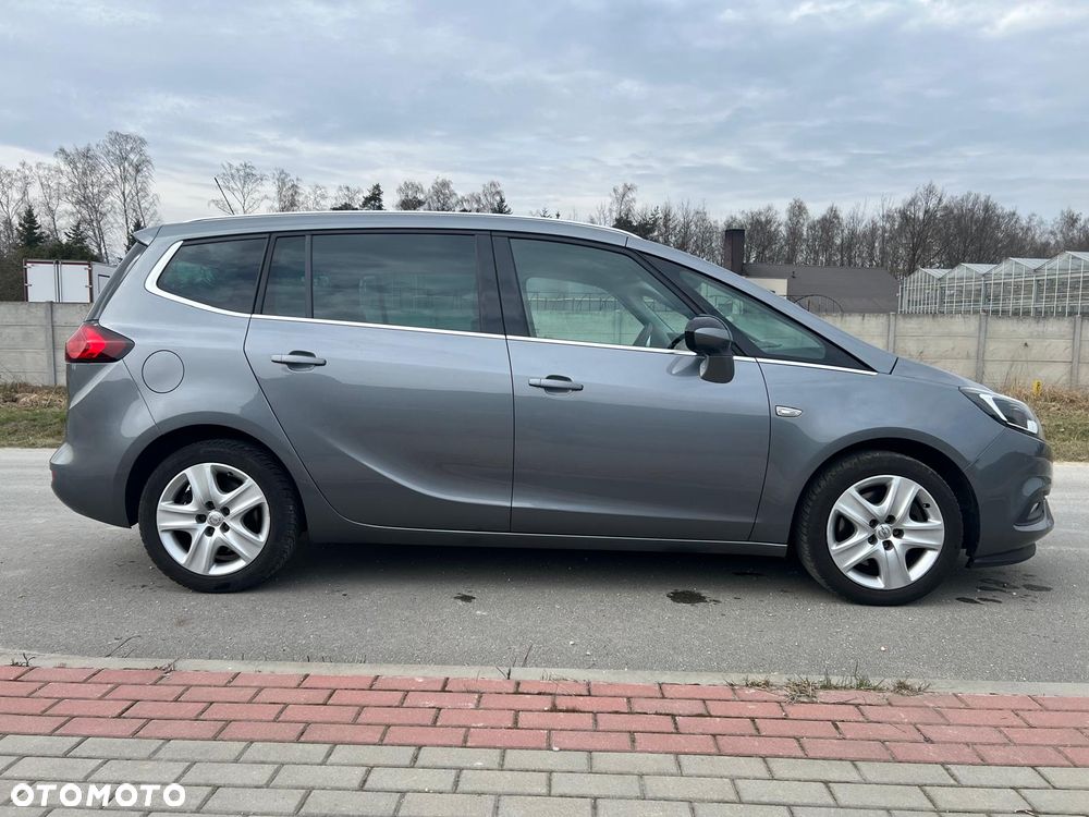 Opel Zafira 1.6 T Plus S&S - 6