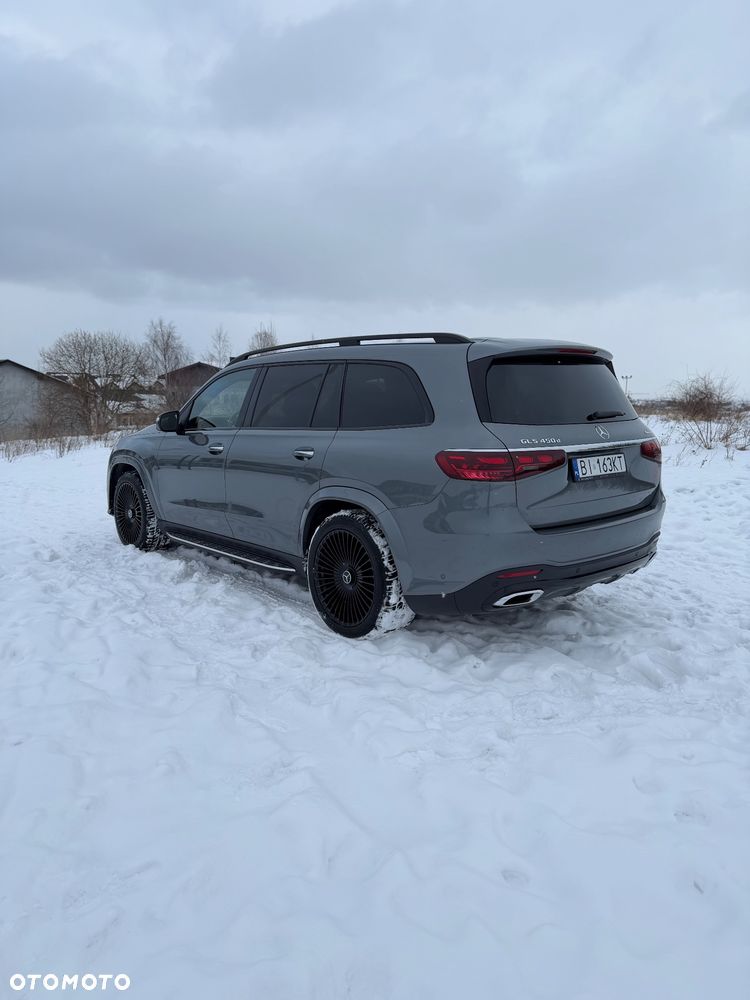 Mercedes-Benz GLS - 17