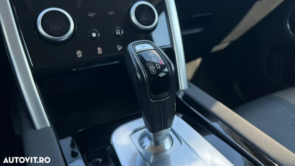 Land Rover Discovery Sport 1.5 P300e PHEV Dynamic S - 24
