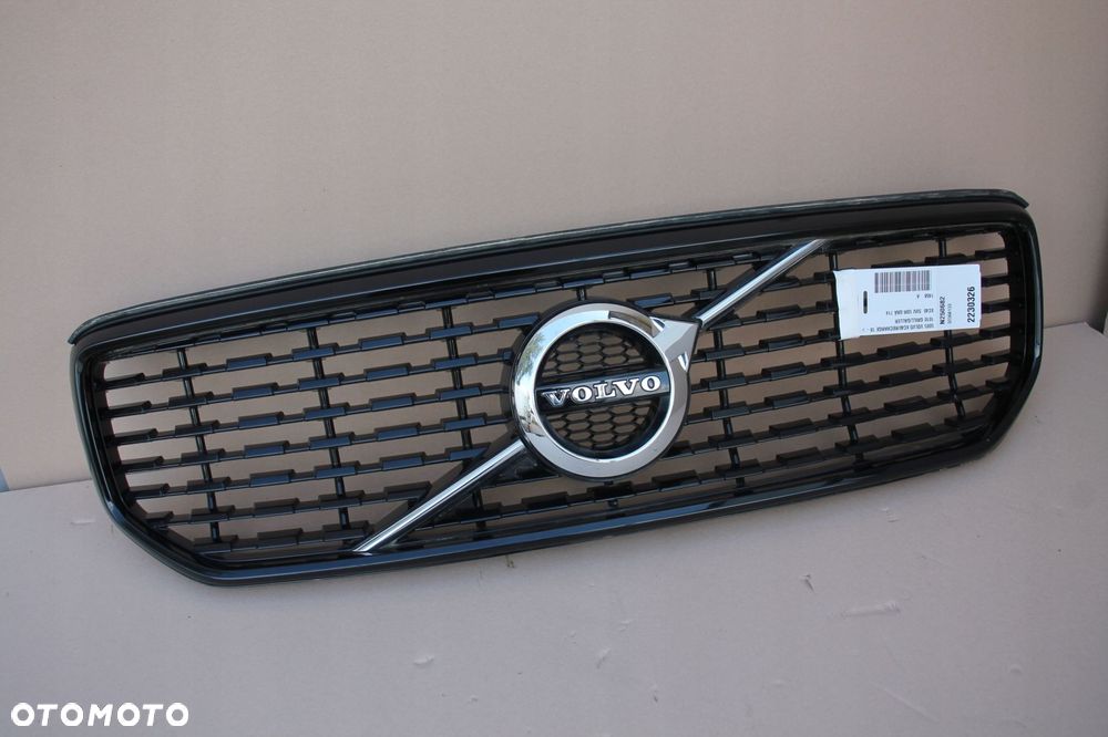 volvo xc40 r design grill atrapa kratka, 31656582, bez kamery, igła - 1