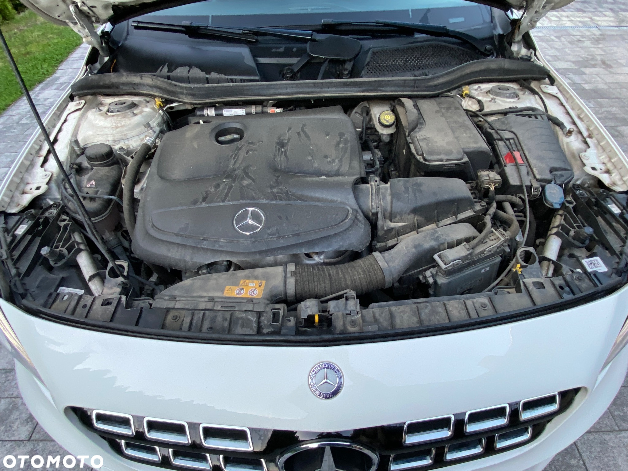 Mercedes-Benz GLA 200 7G-DCT AMG Line - 17