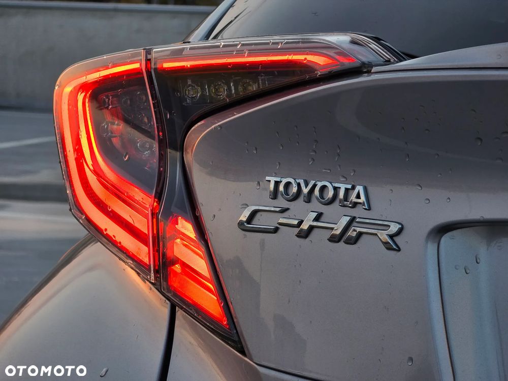 Toyota C-HR 1.2 T Dynamic - 8