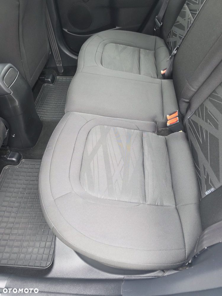 Kia Ceed 1.4 L - 26