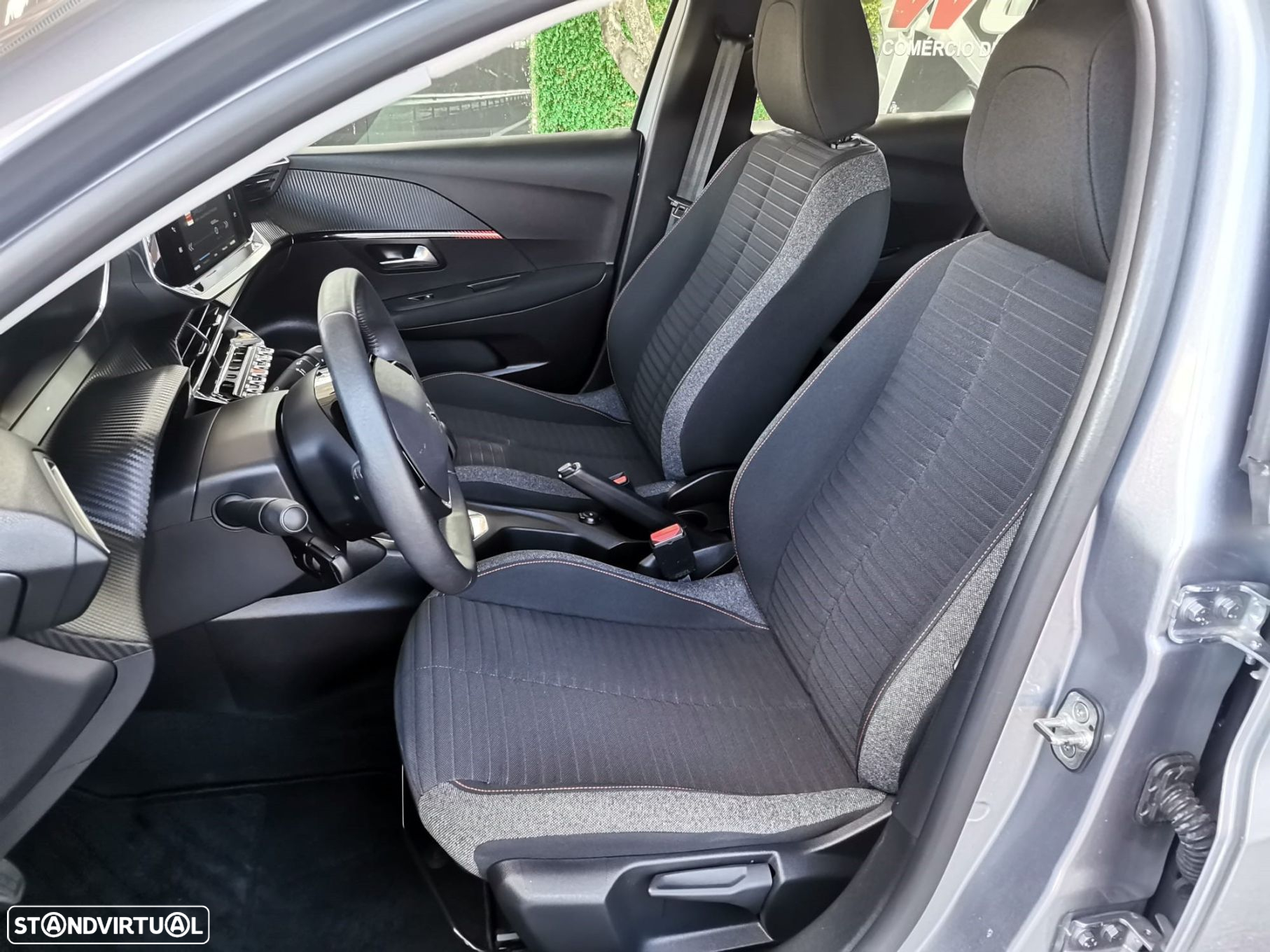 Peugeot 208 1.2 PureTech Active Pack - 10