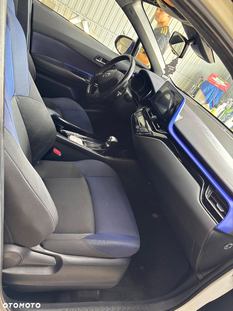 Toyota C-HR - 7