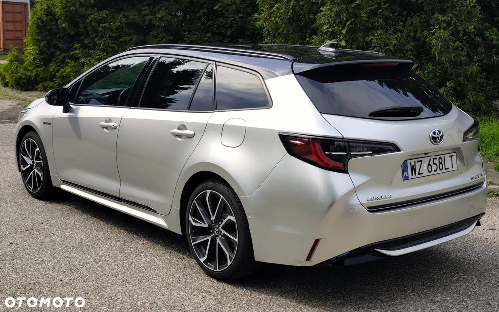 Toyota Corolla 2.0 Hybrid Executive - 2
