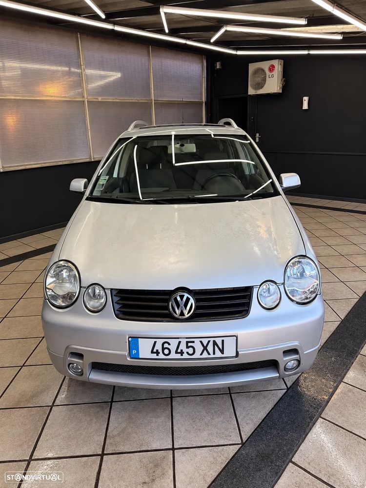 Volkswagen Polo 2004 photo 3