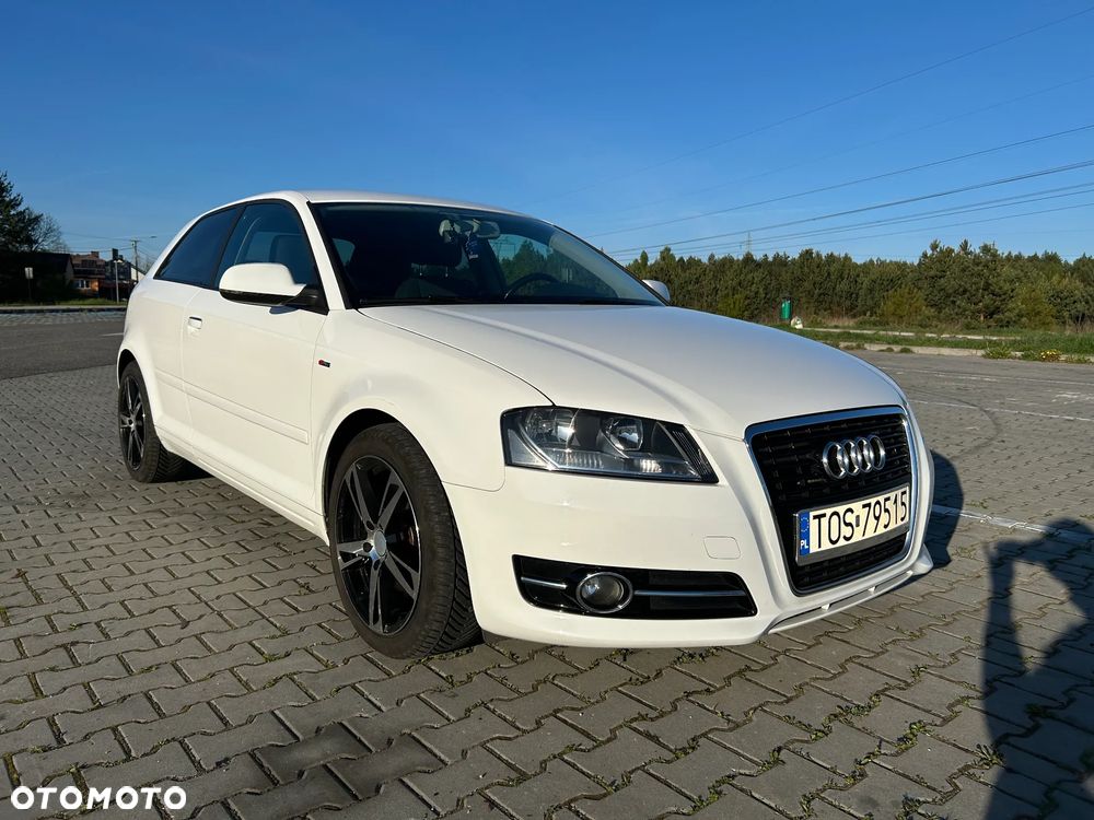 Audi A3 3-drzwiowe 1.6 TDI DPF Ambition - 8