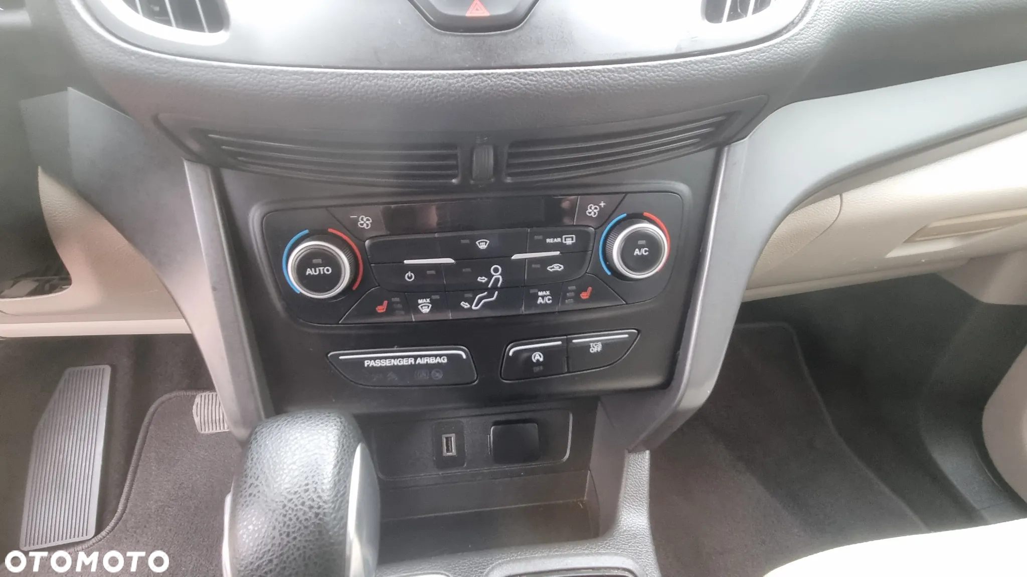 Ford Escape 1.5 EcoBoost AWD SE - 10