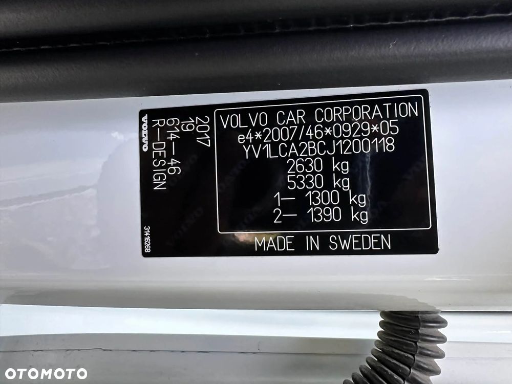 Volvo XC 90 T6 AWD R-Design - 37