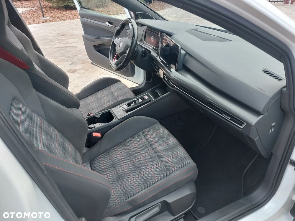 Volkswagen Golf VIII 2.0 TSI GTI DSG - 24