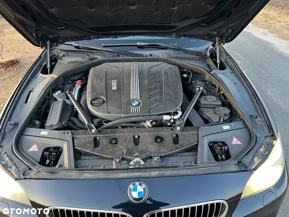 BMW Seria 5 530d xDrive Sport-Aut - 20