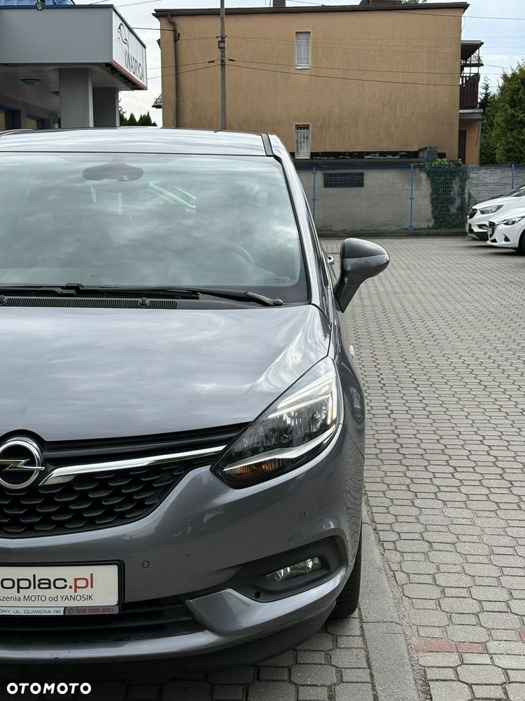 Opel Zafira - 11