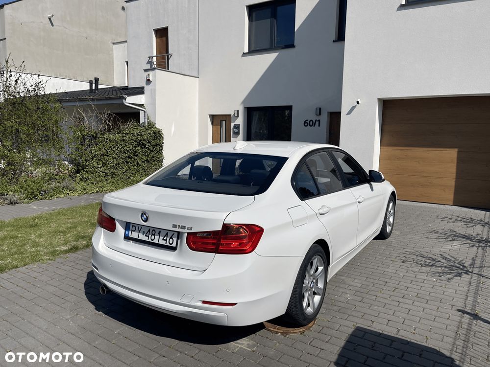 BMW Seria 3 316d - 6