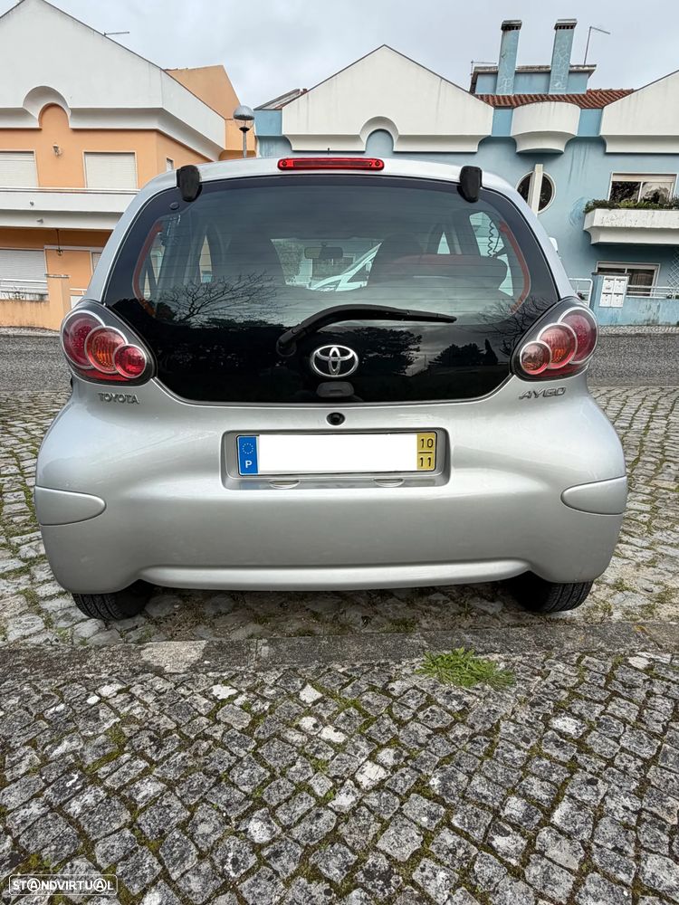 Toyota Aygo 1.0 + AC - 4