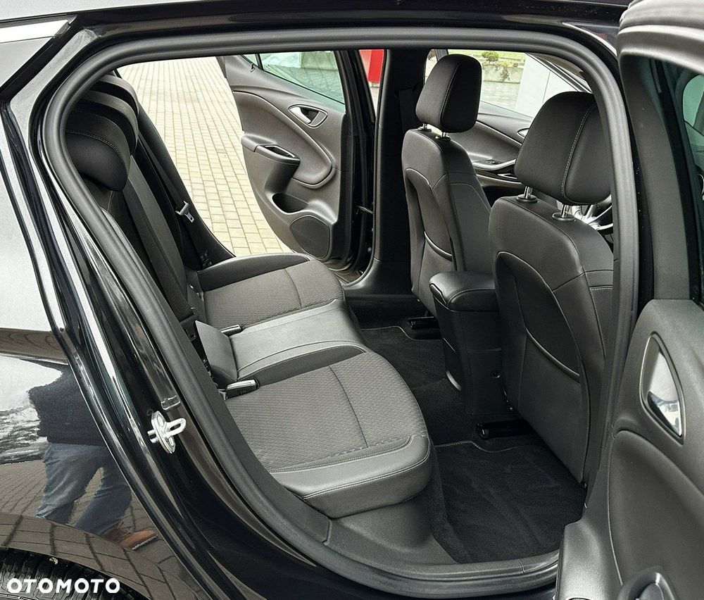 Opel Astra 1.4 T Enjoy - 13