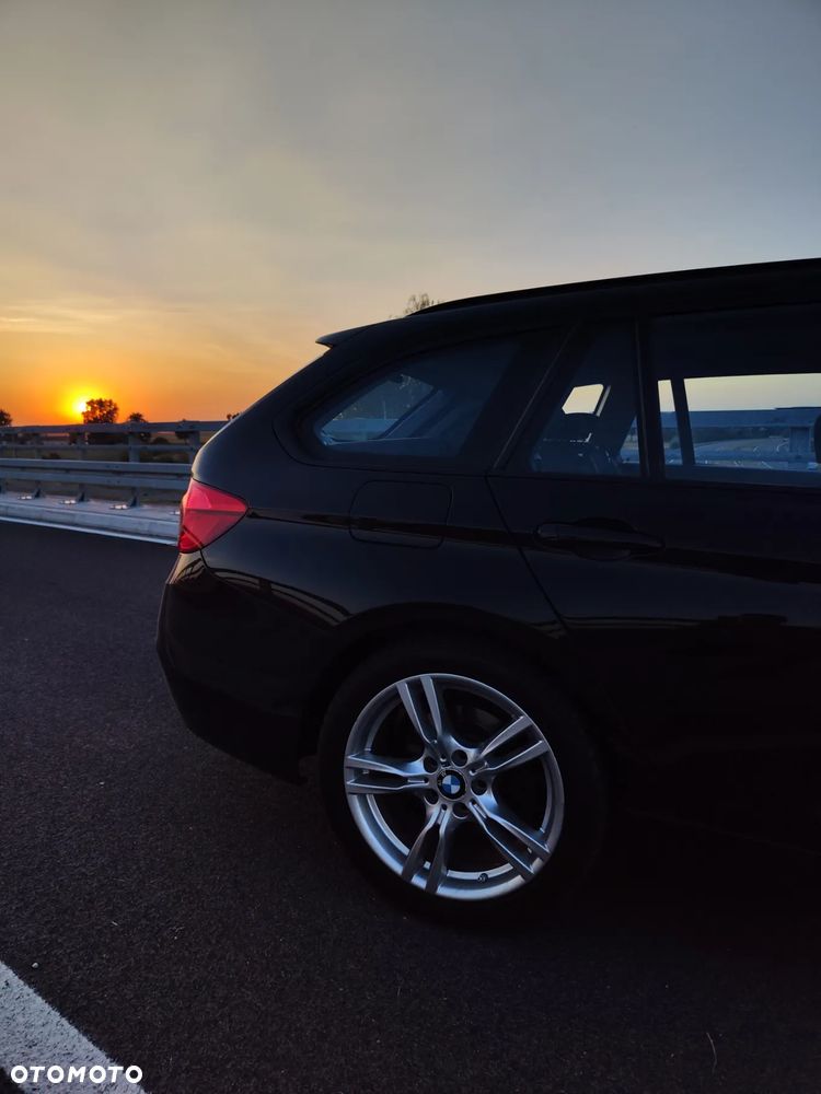BMW Seria 3 318d Touring Advantage - 7