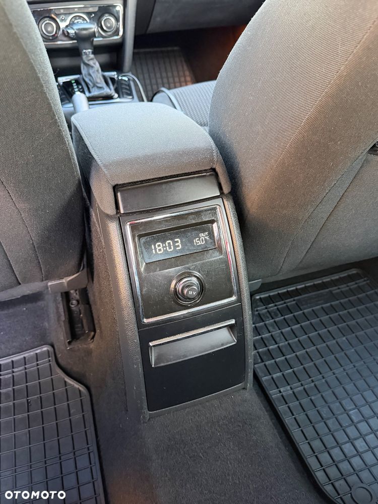 Skoda Superb 1.8 TSI Active DSG - 12