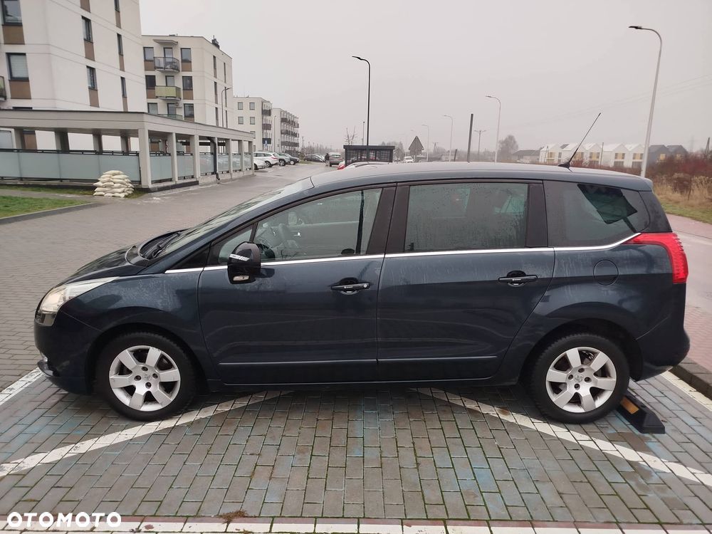 Peugeot 5008 1.6 HDi Premium - 3