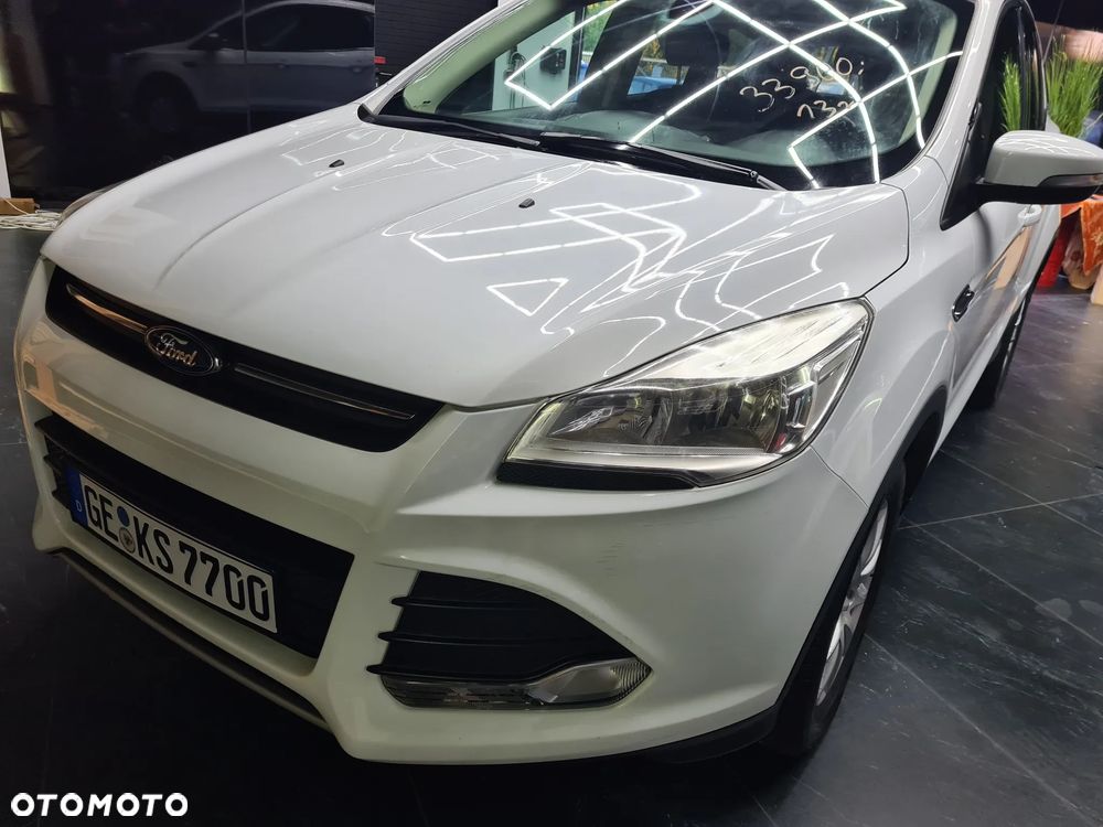 Ford Kuga 2.0 TDCi 2x4 Trend - 8