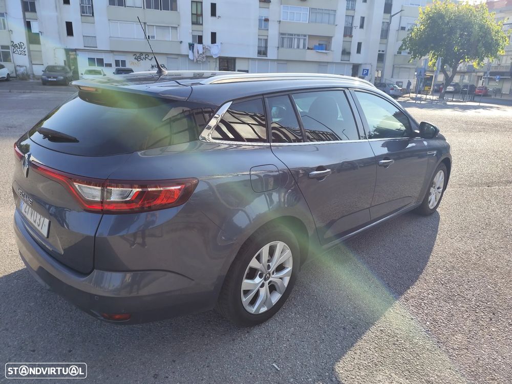 Renault Mégane Sport Tourer 1.5 dCi Limited - 10