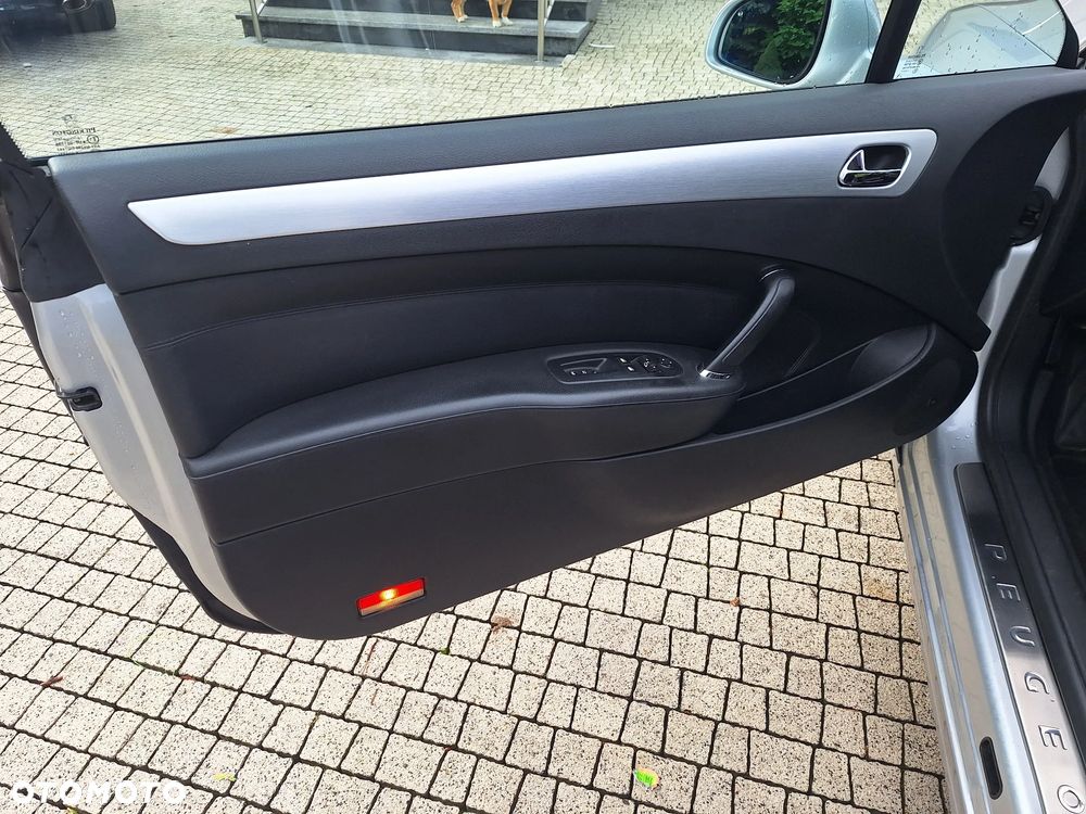 Peugeot 407 - 27