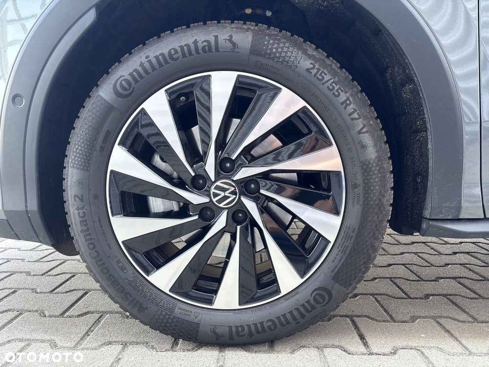 Volkswagen T-Roc - 19