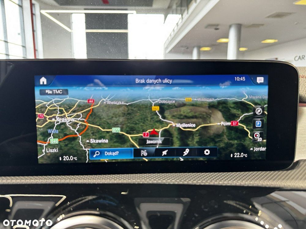 Mercedes-Benz CLA - 21