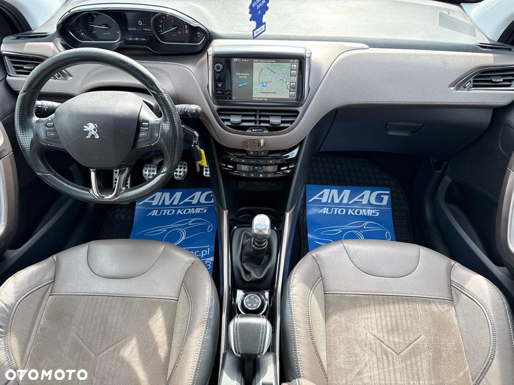 Peugeot 2008 1.6 e-HDi Allure S&S - 21