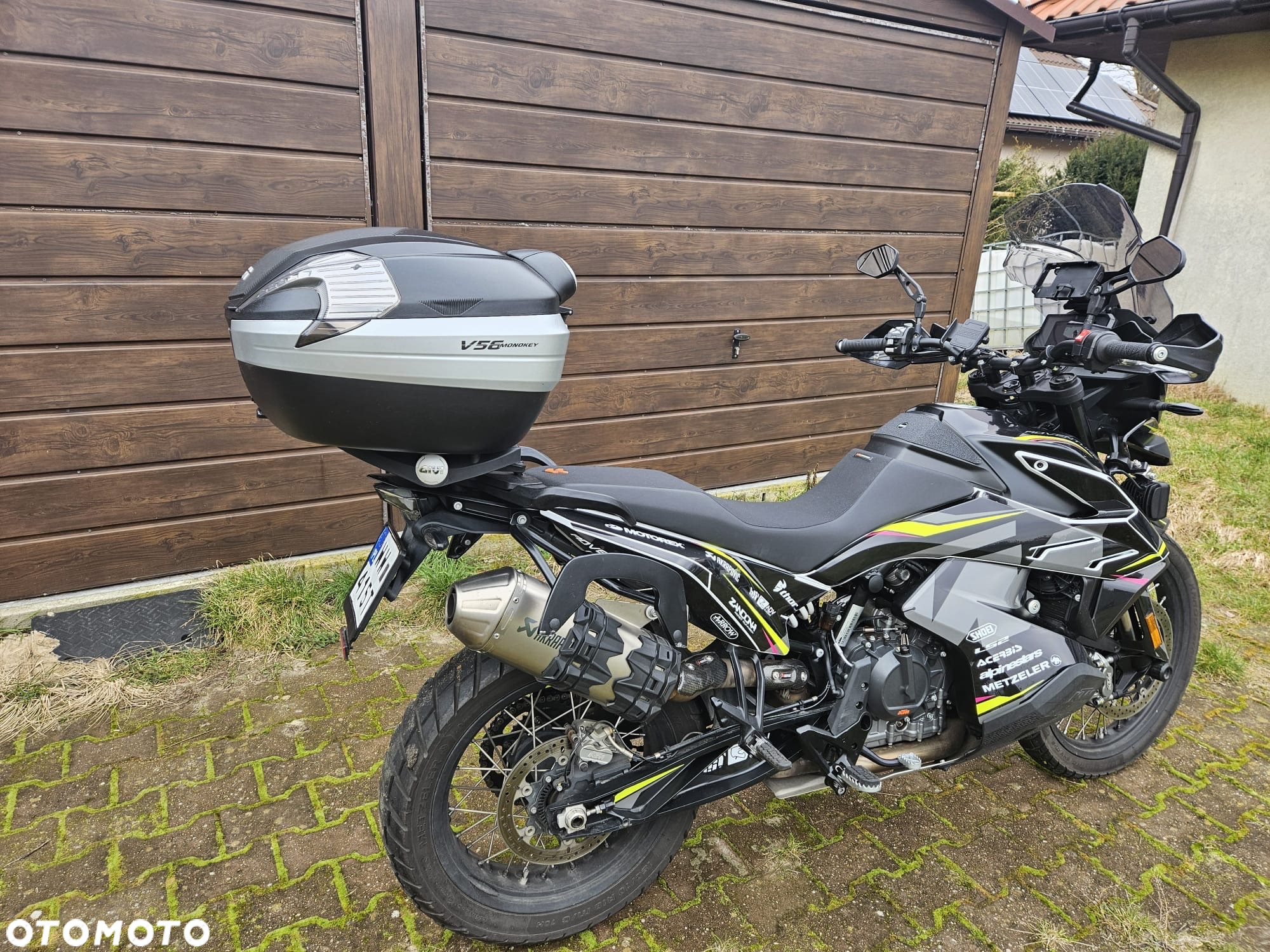 KTM Adventure - 10
