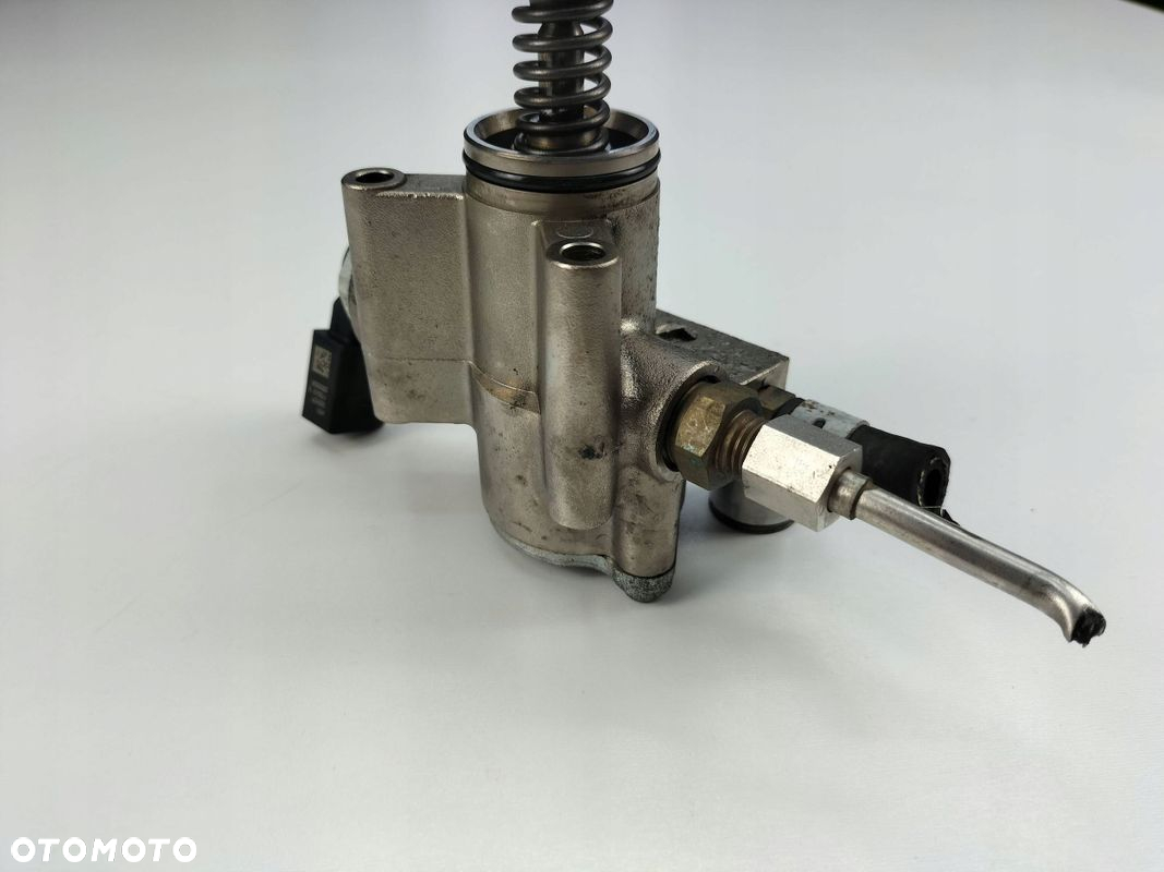POMPA WYSOKIEGO CIŚNIENIA VW PASSAT B6 GOLF V 1.6 FSI 03C127025R - 4