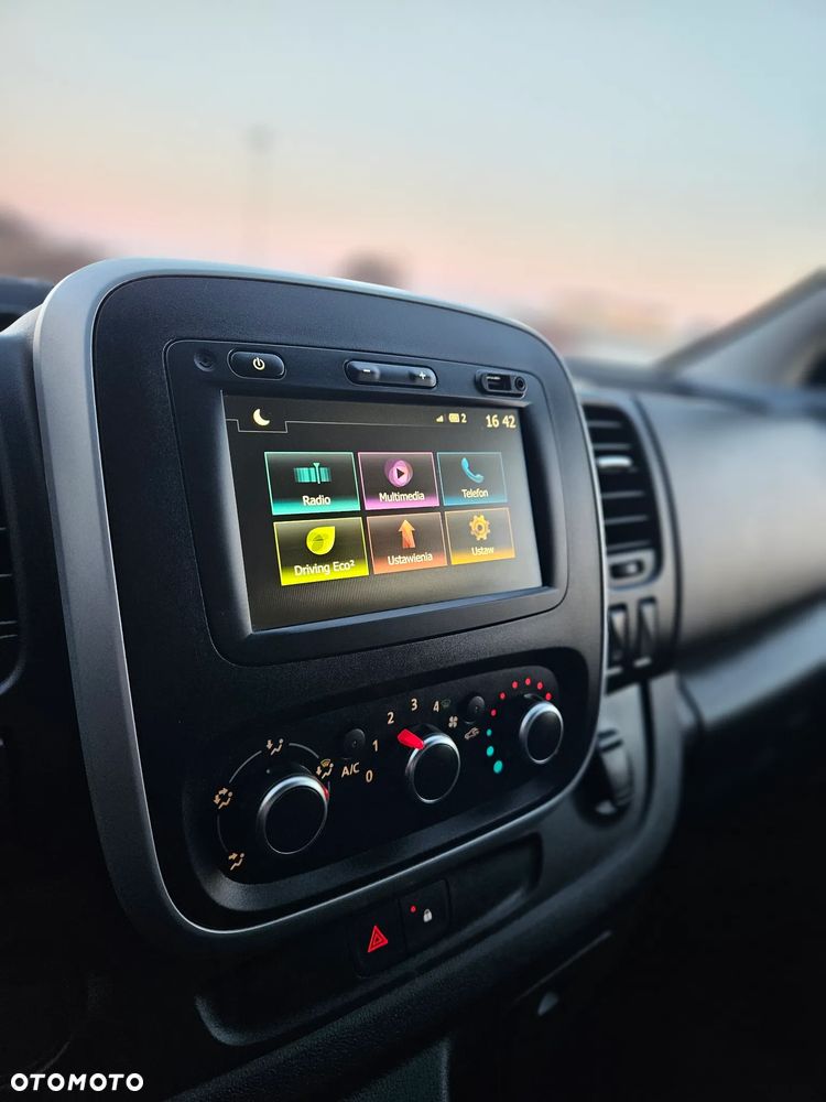 Renault Trafic Vivaro Talento - 15