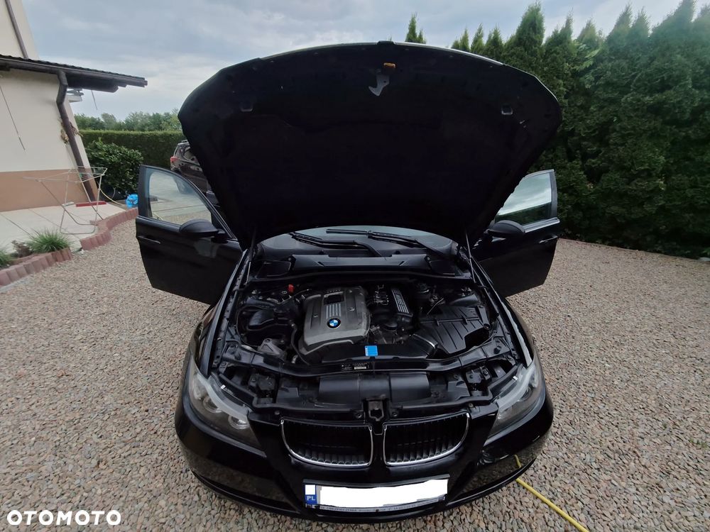 BMW Seria 3 - 12